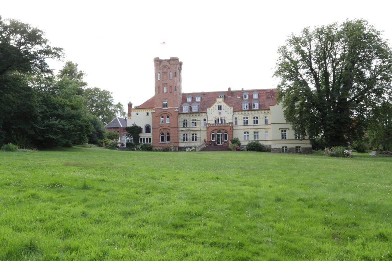 Schloss Lelkendorf, Fewo Gross Gievitz Buitenkant foto